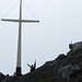 la croce di vetta e la statua dell'alpino in grandezza naturale
