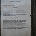 und hier die Vorgeschichte dazu:<br />auf der Rückkehr von einem Fest auf dem Bisbino soll es hier zu einer Auseinandersetzung gekommen sein, in deren Verlauf ein Carabiniere aus Chiasso zu Tode kam.<br />In den Folgetagen wurden bei Vergeltungsmassnahmen der Pfarrer und der Bäcker von Bruzella ebenfalls getötet.<br />Die Kreuze sollen an die drei Opfer erinnern.<br /><br />