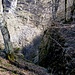 Imposanter Graben des Ri di Cocco - die Felswände auf der Gegenseite sind recht nah