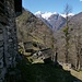 Pianello - geradeaus ins Val Cocco, rechts hoch ins Val Serenello