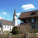 Kirche von Mammern mit schönem Riegelhaus