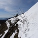 ... zur Gipfelwechte, wo wir wegen der abschüssigen Flanke und der zweifelhaften Schneestabilität umkehrten
