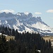 Dans la dernière montée à l'Alpiliegg, vue vers la Schafmatt