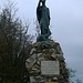 Statua San Bernardo da Mentone, patrono degli Aapinisti (come riporta la targa).