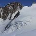 Gipfelaussicht von der Ludwigshöhe (4341m) auf die Dufourspitze (4633,9m) und Zumsteinspitze / Punta Zumstein (4563m).