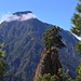 In der Caldera de Taburiente, dem größten Erosionskrater der Erde: vorne der Roque del Huso, im Hintergrund der Pico Bejenado