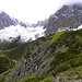 Auf  Wiedersehen Steinseehütte, hier  mit Steinkarspitze-links  und Schneekarlespitze-rechts.