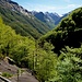 Blick durchs Valle del Cansgell auf die andere Seite des Verzascatal ins Val Pincascia