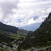 So  weiter  zu Fuss, mit Rückblick ins Malchbachtal.