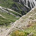 Muttekopfhütte,1935m,in Bildmitte,Der Weg zur Scharnitzsattel ist gut erkennbar.