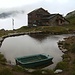 Die Edmund-Graf-Hütte mit See und sogar mit Boot