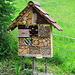 attraktives Bienenhaus, hofffentlich wird es auch genutzt