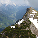 Der direkte Nachbar Alpilakopf liegt herrlich über dem oberen Klostertal Blickrichtung Arlberg(pass).