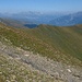 Weite im Abstieg nach Vrin; in der Bildmitte das Val Lumnezia (=Tal des Lichts)