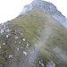 Blick vom P. 2100 zum Gipfel des Zuestoll
