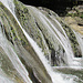 Moosbefallener, wildromantischer Wasserfall.