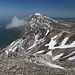 Monte Aquila - Ausblick über den etwa östlich anschließenden Kamm u. a. mit Monte Brancastello und Monte Prena.