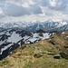 Noch viel Schnee in den Zillertalern<br />Im Bild Reichenspitzgruppe und Wildkarspitze