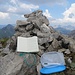 Gipfelbuch Westlicher Luchskopf: wasserdicht verpackt in Gefrierbeuteln und Plastikdose
