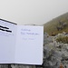 Dank [u Alpin_Rise] gibt´s seit letztem Jahr ein Gipfelbuch auf dem Moor. Die Steinböcke (im Hintergrund) nehmen´s gelassen...