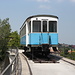 San Marino - Auf dem Fontevecchia-Viadukt bei Valdragone liegen zwar leider keine durchgehenden Gleise mehr. Aber immerhin ist der Wagen AB 51 (I./III. Klasse) auf einem kurzen Joch abgestellt.