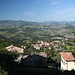 San Marino - Morgendlicher Ausblick in das etwa südwestliche gelegene Umland. 