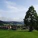 kurz nach Hinder Büel gewinnen wir einen schönen Überblick über Marbach