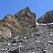 hier im Couloir steigen wir sehr steil hoch, zwischen Schnee-/Eispartien und Geröll bis auf dem Gipfel...