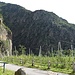 nach ca. 20Minuten Anmarschweg, vorbei an Sportkletterrouten beginnt der Klettersteig unterhalb des Schlosses Duval - ein Messner Mountain Museum.