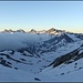 Blick auf lohnende Skitourenziele (Leckihorn, Saashörner, Muttenhorn)
