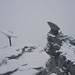 Auf dem höchsten Punkt des Gipfelfelsens steht ein kleiner Saturn mit Schneekappe ;-)