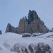 Foto vom 1. Versuch 17./18.2.2007: Die bizarren Felstürme des Gross Spannorts (3198m), gesehen von der Spannorthütte (1956m).