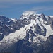 ... und zum wolkenverzierten Mont Blanc ...