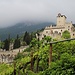 Castello di Sabbionara, weiter oben ist alles in Wolken