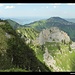 Wallberg (Hintergrund), Blankenstein und Riederecksee (Vordergrund) vom Gipfel des Risserkogel, Mangfallgebirge, Bayern, Deuschland
