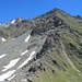 unsere Aufstiegsroute auf dem WSW-Grat (von vorne) zum Gipfel; Nordgrat nach links verlaufend ...