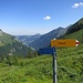 Der Wegweiser bei der Chilenmatthütte.