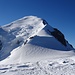 Vom Dome aus eröffnet sich der phantastische Blick auf den Mont Blanc