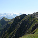 Passo Bareta (2274 m), hinten die Adula