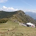 <b>Rifugio Marisa Consiglieri</b>, il Monte Rai e la torre-antenna ripetitrice.