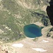 Il Lago della Froda dall'intaglio - un occhio spalancato che guarda il viandante