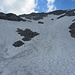 Das obere Gipfelkar war dank Schnee mit Auslaufzone angenehm abzufahren...