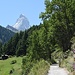 Eingangs Zermatt letzter Blick zurück in die spezielle Bergwelt des Horu