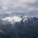 am Gipfel, Blick zum Schneebiger Nock (3358m) und Westl. Rieserferner