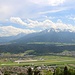 Innsbrucker Flughafen und Stubaier Alpen