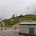 Splügenpass / Passo dello Spluga (2115m): Bei der Passhöhe begannen wir mit unserem Aufstieg in Richtung Pizzo Tambo.