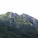 Uno sguardo alla Cresta della Giumenta percorsa con [u tanuki] la volta scorsa. Wow....ma davvero? Eravamo lassù???