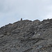 Gipfelsteindaube in Sicht; die letzten Meter sind ausgesetzt