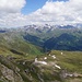 Gipfelblick vom Pfoner Kreuzjöchl: Nach Osten in die Zillertaler Alpen ...