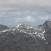 am Gipfel: in der Mitte der Glockhauser (3021m), den ich vor 2 Wochen bestiegen habe, rechts der Westliche Hennesiglkopf (3103m)